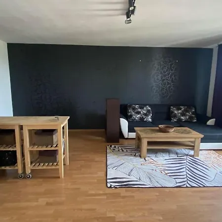 Appartamento Sunset View, Near The Airport & Private Parking